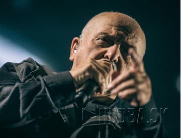Peter Gabriel pre nepokoje na Ukrajine zrušil koncert v Kyjeve