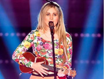 Eliška Mrázová z Hlasu opäť boduje: Pozrite si bláznivú verziu Rihanninho hitu! Eliška Mrázová z Hlasu opäť boduje: Pozrite si bláznivú verziu Rihanninho hitu!