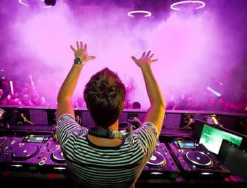 Only Open Air Festival už o 10 dní: Kupujte posledné lístky za zvýhodnenú cenu! Only Open Air Festival už o 10 dní: Kupujte posledné lístky za zvýhodnenú cenu!