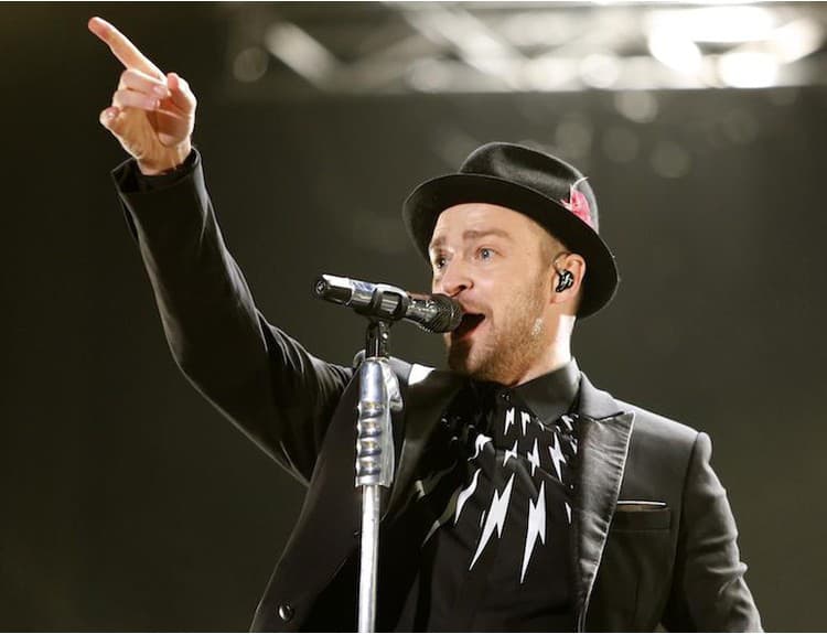 Justin Timberlake na turné potvrdzuje, že je novodobou hudobnou ikonou