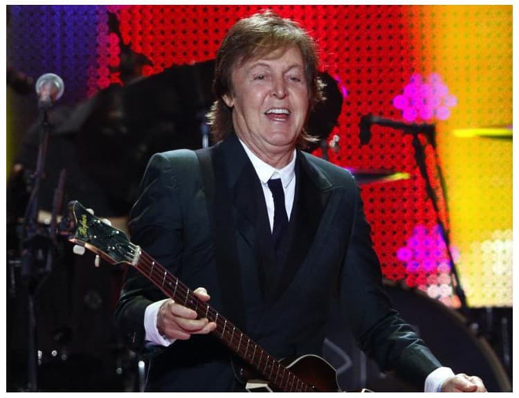 Paul McCartney preložil ďalšie koncerty, bude ešte odpočívať