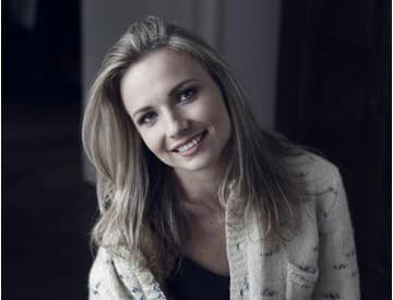Od klasiky ku vkusnému popu: Spoznajte talentovanú Miriam Kaiser Od klasiky ku vkusnému popu: Spoznajte talentovanú Miriam Kaiser