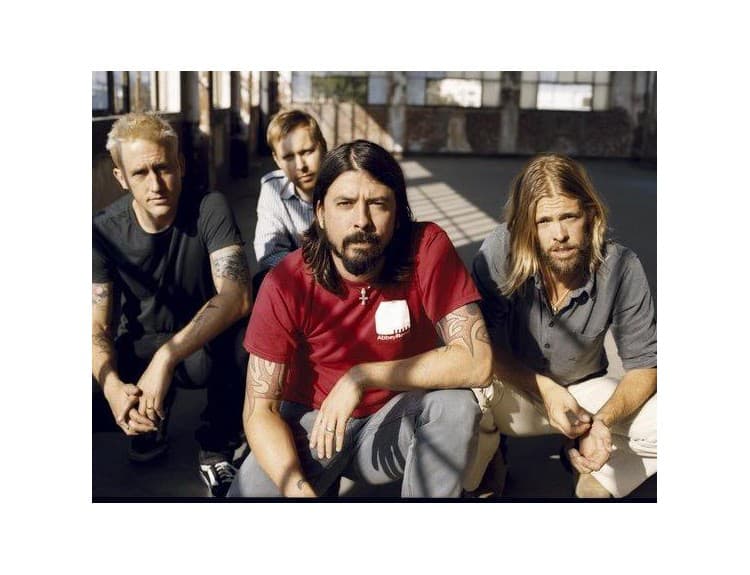 Foo Fighters nevylučujú ďalšie koncerty zorganizované fanúšikmi