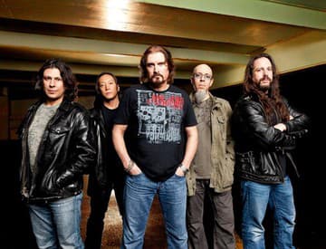 Dream Theater už o týždeň čaká trojhodinová slovenská premiéra Dream Theater už o týždeň čaká trojhodinová slovenská premiéra