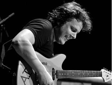 David Kollar prinesie na Slovensko medzinárodné trio The Blessed Beat David Kollar prinesie na Slovensko medzinárodné trio The Blessed Beat