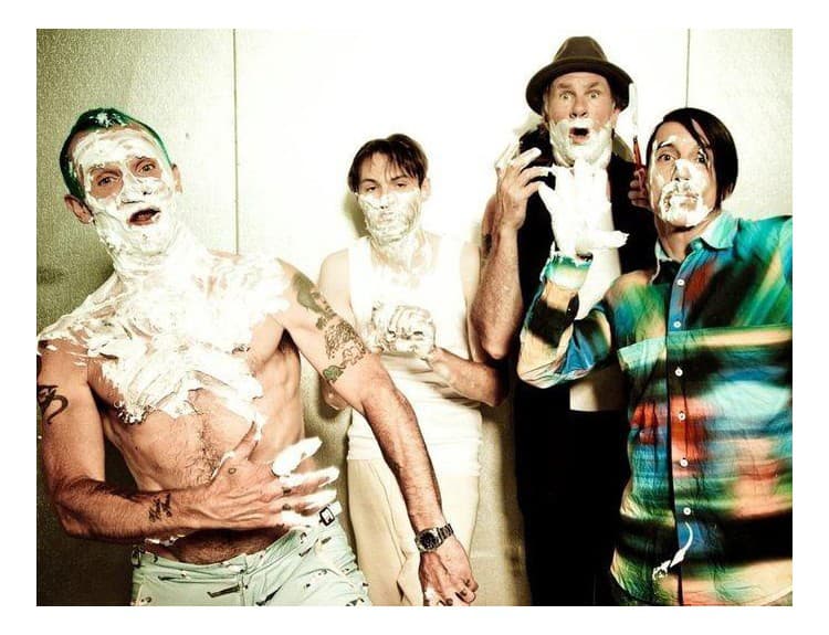 Red Hot Chili Peppers už zložili 30 piesní na nový album