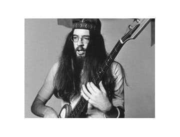 Zomrel bývalý basgitarista kapely Jethro Tull Glenn Cornick Zomrel bývalý basgitarista kapely Jethro Tull Glenn Cornick