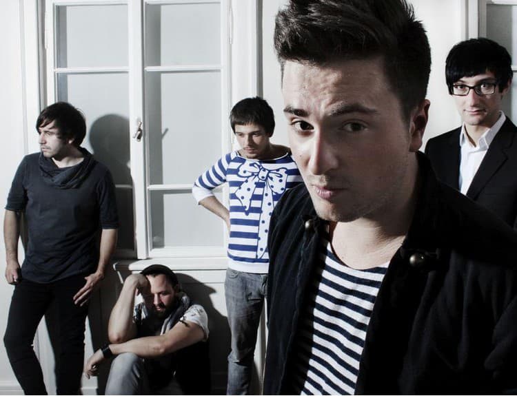 Koncert New Model Rádia bude možné sledovať aj online 