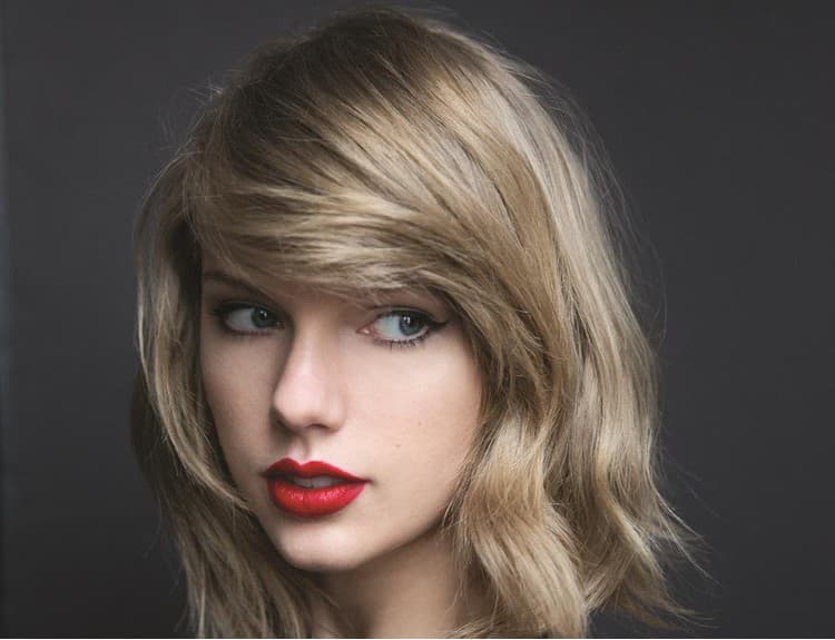 Taylor Swift vydáva očakávaný album 1989. Urobí z nej novú popovú princeznú?