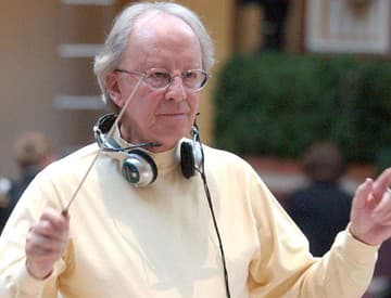 Britský hudobný skladateľ a dirigent Ian Fraser prehral boj s rakovinou Britský hudobný skladateľ a dirigent Ian Fraser prehral boj s rakovinou