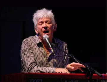 Ďalší šok pre Rolling Stones: Deň po Bobbym Keysovi zomrel Ian McLagan! Ďalší šok pre Rolling Stones: Deň po Bobbym Keysovi zomrel Ian McLagan!