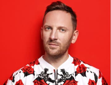 Miro Jaroš vydáva album číslo 5. Spievajú s ním Barbara Haščáková aj Twiins Miro Jaroš vydáva album číslo 5. Spievajú s ním Barbara Haščáková aj Twiins