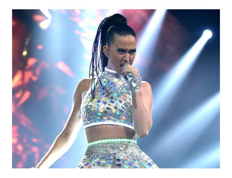 Zabitá lízankou: Reakcia Katy Perry na "útok" fanúšika nemá chybu!