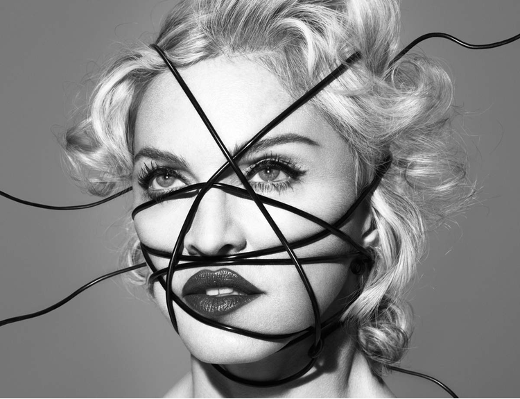 Na internet prenikli ďalšie Madonnine skladby, vrátane údajnej kritiky Lady Gaga