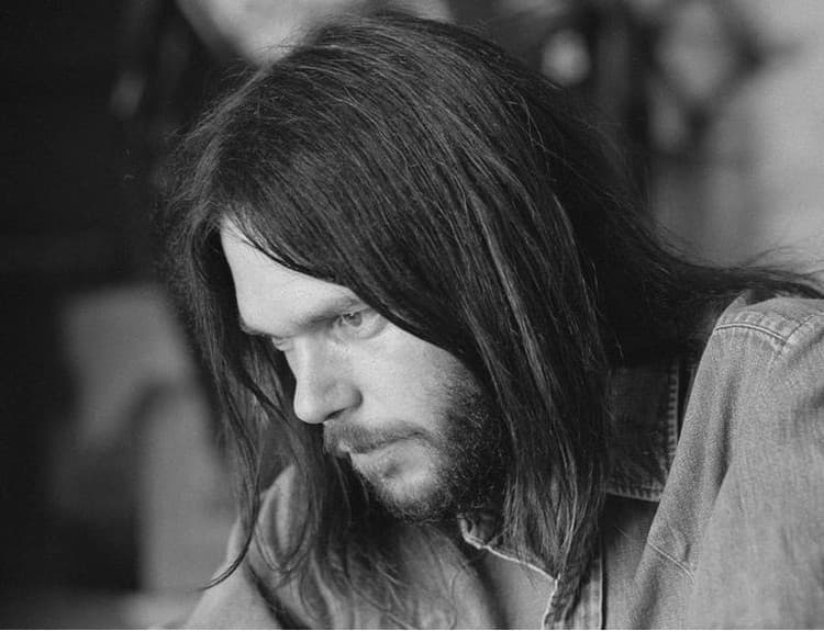 Neil Young pripravuje album so synmi Willieho Nelsona