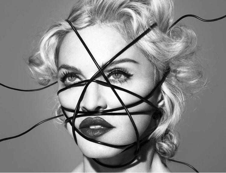 Na udeľovaní BRIT Awards vystúpi aj Madonna