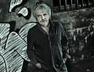 Legendy českého bluegrassu Robert Křesťan a Druhá tráva mieria do Bratislavy Legendy českého bluegrassu Robert Křesťan a Druhá tráva mieria do Bratislavy
