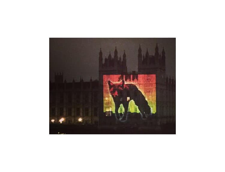 The Prodigy premietali líšku z nového albumu na pamiatky Londýna