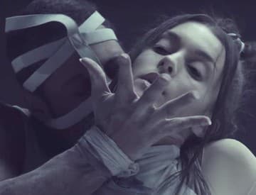 VIDEO: Po Sii vyjadrujú temné emócie tanečným klipom aj Muse VIDEO: Po Sii vyjadrujú temné emócie tanečným klipom aj Muse