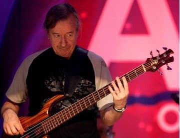Zomrel Rutger Gunnarsson, basgitarista skupiny ABBA Zomrel Rutger Gunnarsson, basgitarista skupiny ABBA