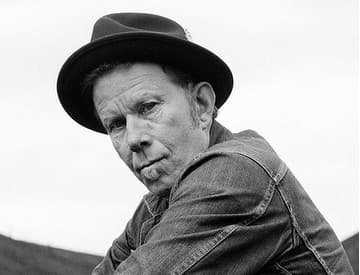 VIDEO: Tom Waits spieval v šou Davida Lettermana novinku Take One Last Look VIDEO: Tom Waits spieval v šou Davida Lettermana novinku Take One Last Look