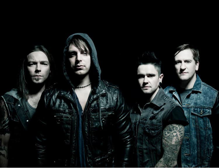 Bullet for My Valentine vydajú v auguste album Venom