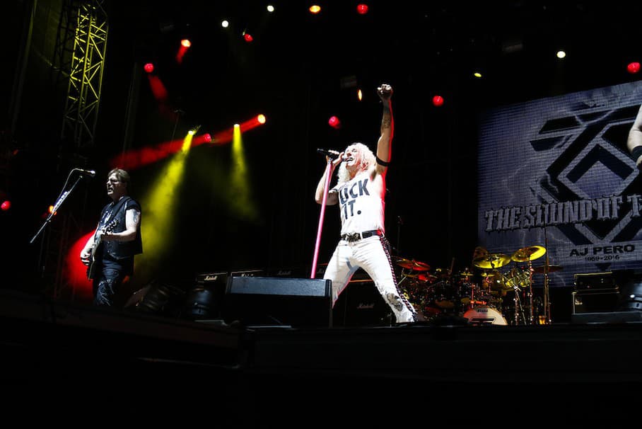 Twisted Sister na Topfeste 2015
