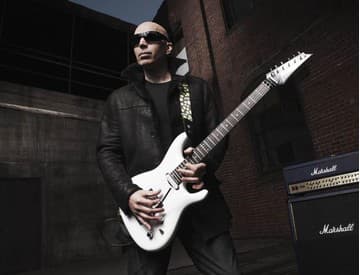 Joe Satriani predstaví v Bratislave nový album plný spomienok