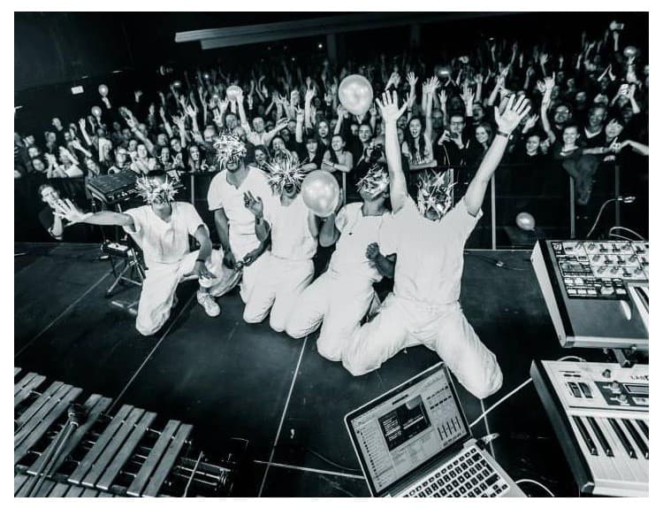 Predstavili ďalších 27 účinkujúcich festivalu Waves Bratislava