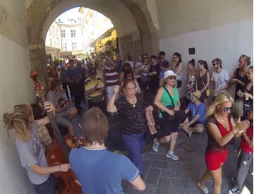 Skupina N3O Akustika má za sebou pouličné turné. Pozrite si video z Bratislavy Skupina N3O Akustika má za sebou pouličné turné. Pozrite si video z Bratislavy