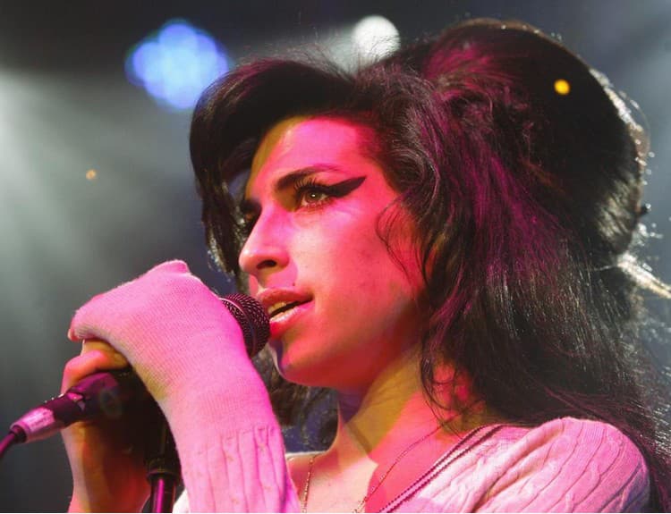 Mark Ronson vyzdvihol textársky talent Amy Winehouse