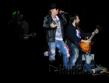 Guns N' Roses opustil ďalší člen. Vraj sa tak stalo už vlani Guns N' Roses opustil ďalší člen. Vraj sa tak stalo už vlani