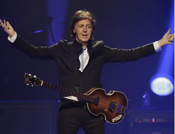 S Lennonom sme zabudli tucty piesní, tvrdí Paul McCartney S Lennonom sme zabudli tucty piesní, tvrdí Paul McCartney