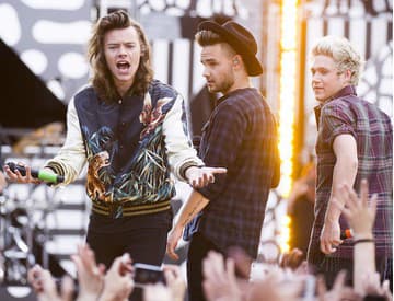 VIDEO: One Direction predstavili novinku Drag Me Down prvýkrát naživo