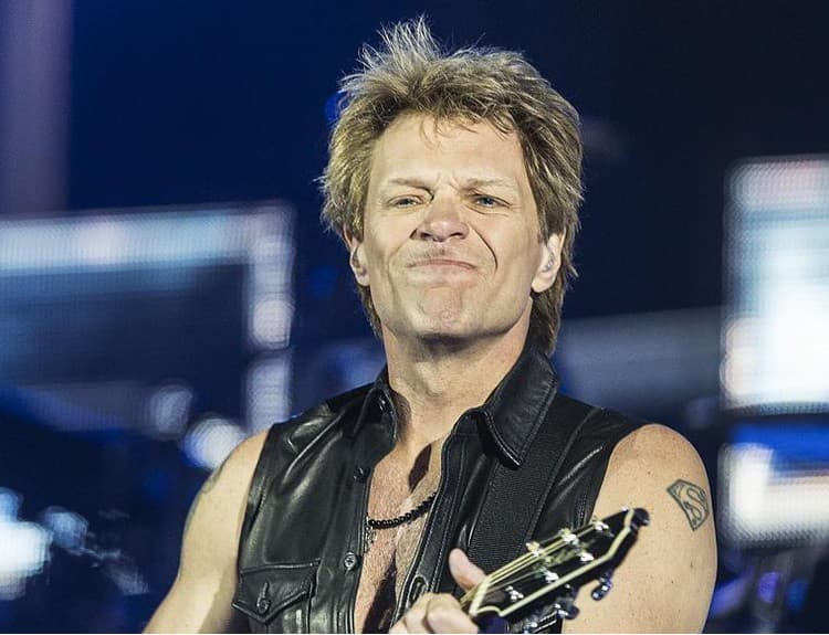Bon Jovi vydali album Burning Bridges, ktorým uzavreli jednu etapu