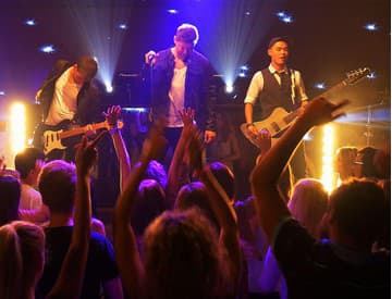 Instinct tancujú Valčík s ilúziou. Melancholický hit predstavia aj s videoklipom Instinct tancujú Valčík s ilúziou. Melancholický hit predstavia aj s videoklipom