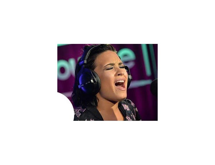 VIDEO: Demi Lovato coverom hitu Take Me To Church očarila svet aj Hoziera