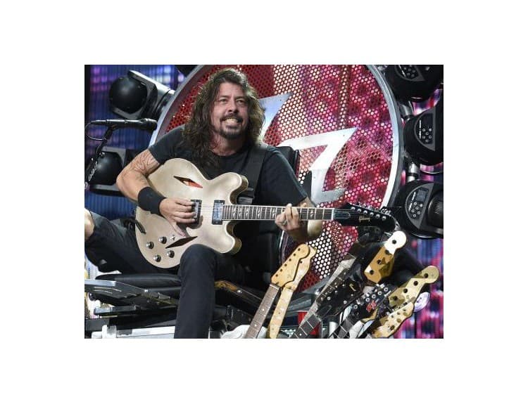 Foo Fighters mali hrať na udeľovaní Emmy, vystúpenie nakoniec zrušili