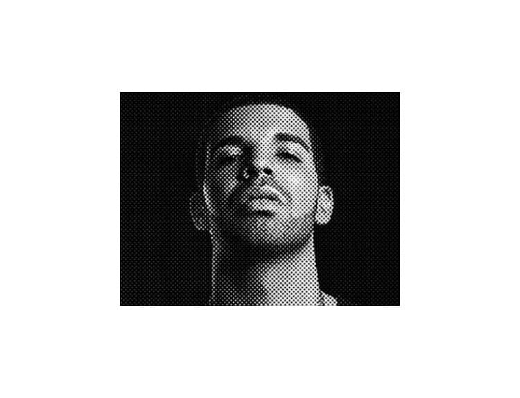 Drake je štvrtým interpretom so sto singlami v Billboard Hot 100