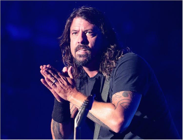Foo Fighters kvôli útokom v Paríži zrušili zvyšok európskeho turné