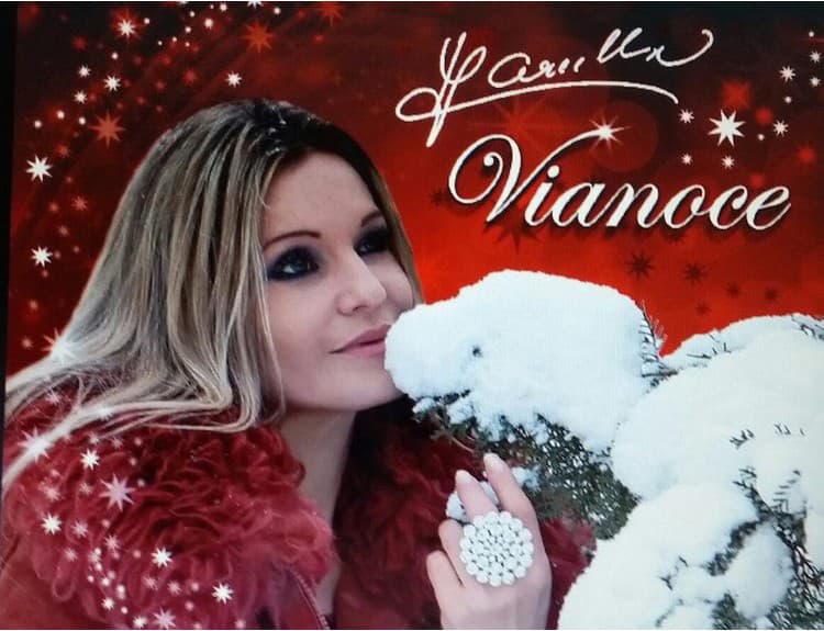 Do obchodov prichádza vianočný album Marcelly Molnárovej