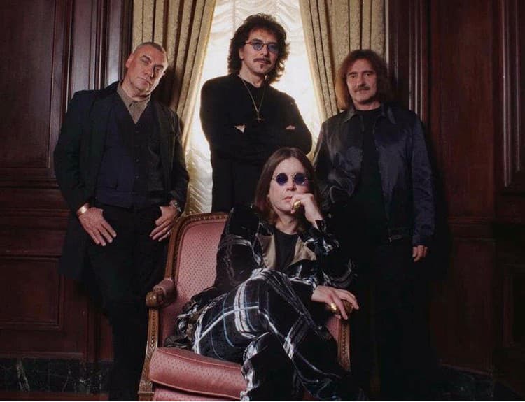 Black Sabbath vydajú počas turné album The End
