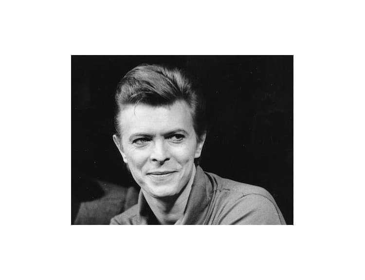 David Bowie prekonal rekord speváčky Adele, Briti ho chcú na bankovke