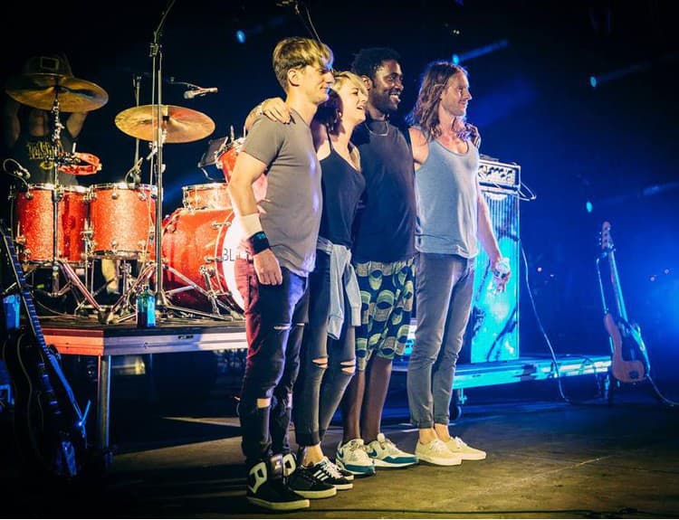 Bloc Party zverejnili celý album Hymns na Youtube