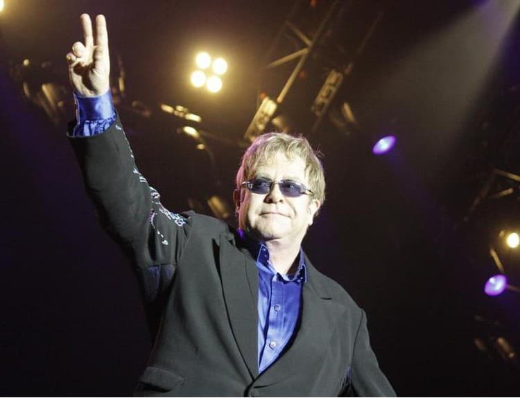 Elton John zverejnil skladbu In The Name Of You
