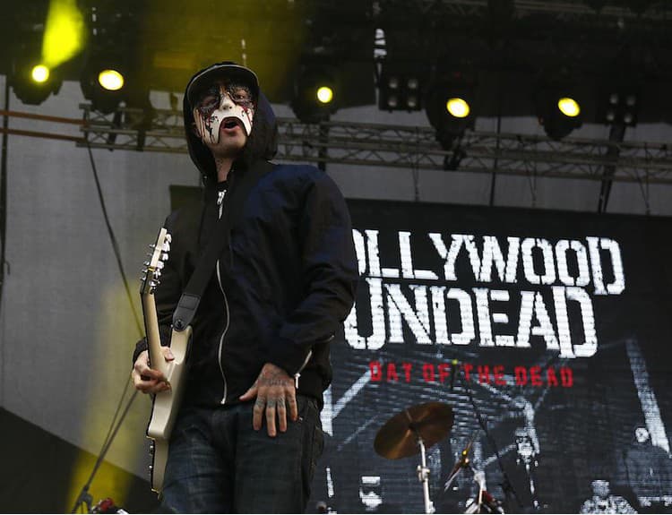 Rap-rockoví Hollywood Undead mieria do Bratislavy a sľubujú divokú párty!