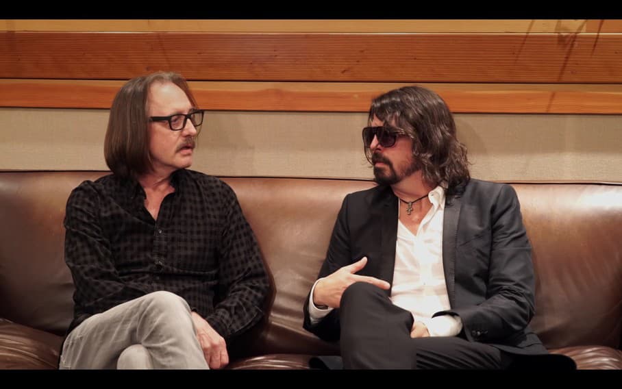 Dave Grohl a Butch Vig diskutujú o sólovej kariére