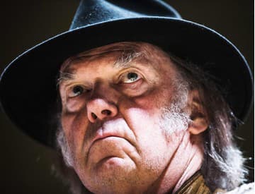 Neil Young pripravuje nový album so skladbami, ktoré sú pridlhé pre iTunes