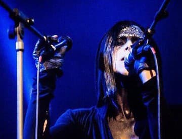 IAMX o novom albume: "Zažil som totálny kolaps a premenil ho na inšpiráciu"