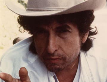 Bob Dylan vydá v máji album Fallen Angels